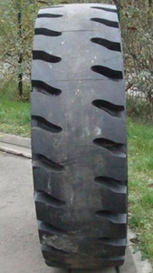 Neumático Hilo M08S 16.00R25 Port Tire - Product Image 4