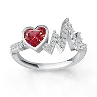 Originele High-End Minimalistische 925 Zilveren Ring met Robijnrode Hartvormige Kubieke Zirkonia voor Valentijnsdag cadeau