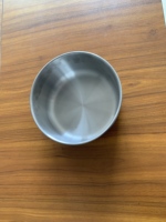 Machines de tôlerie et de métallurgie pour l'élaboration de composants décoratifs en aluminium et acier inoxydable pour abat-jour, pilotées par servomoteurs CNC