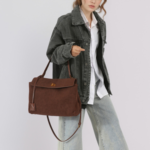 Fornitore di <span class=keywords><strong>Borse</strong></span> OEM di Alta Qualità, <span class=keywords><strong>Borse</strong></span> <span class=keywords><strong>Vintage</strong></span> di Lusso per Donne, Design in Finta Pelle Scamosciata Opaca, Borsa a Tracolla per Donne - Product Image 4