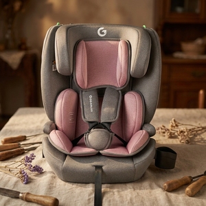 Le G318 convient aux bébés âgés de 9 mois à 10 ans. Il possède une interface <span class=keywords><strong>ISOFIX</strong></span> et est livré avec un porte-gobelet. - Product Image 4