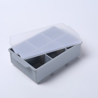 Moule à glaçons en silicone à six compartiments avec couvercle, idéal pour les fêtes et la maison