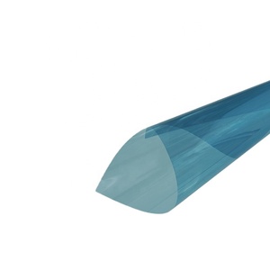 Protection <span class=keywords><strong>de</strong></span> pare-brise <span class=keywords><strong>de</strong></span> <span class=keywords><strong>voiture</strong></span> <span class=keywords><strong>de</strong></span> haute qualité, anti-rayures, changeant <span class=keywords><strong>de</strong></span> couleur, résistant aux UV et aux infrarouges, en matériau PET, marque privée - Product Image 4