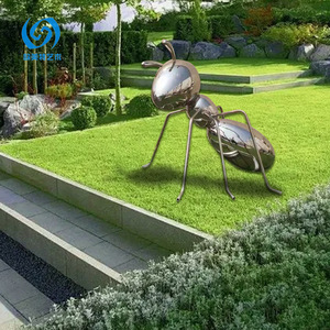 Sculpture d'abeille en acier inoxydable, décoration de pelouse extérieure, figurine animale contemporaine, montage au sol, faite à la main - Product Image 3