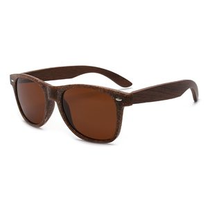 <span class=keywords><strong>Gafas</strong></span> <span class=keywords><strong>de</strong></span> <span class=keywords><strong>sol</strong></span> <span class=keywords><strong>de</strong></span> Material <span class=keywords><strong>de</strong></span> fibra <span class=keywords><strong>de</strong></span> carbono Degradable, lentes <span class=keywords><strong>de</strong></span> <span class=keywords><strong>sol</strong></span> <span class=keywords><strong>de</strong></span> fibra <span class=keywords><strong>de</strong></span> carbono con logotipo personalizado, a la moda, unisex, con montura <span class=keywords><strong>de</strong></span> café - Product Image 4