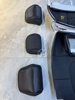 Vente en gros de nouveaux accessoires intérieurs en cuir de luxe personnalisés pour voitures électriques, sièges sport de course adaptés aux Audi RS6 RS7