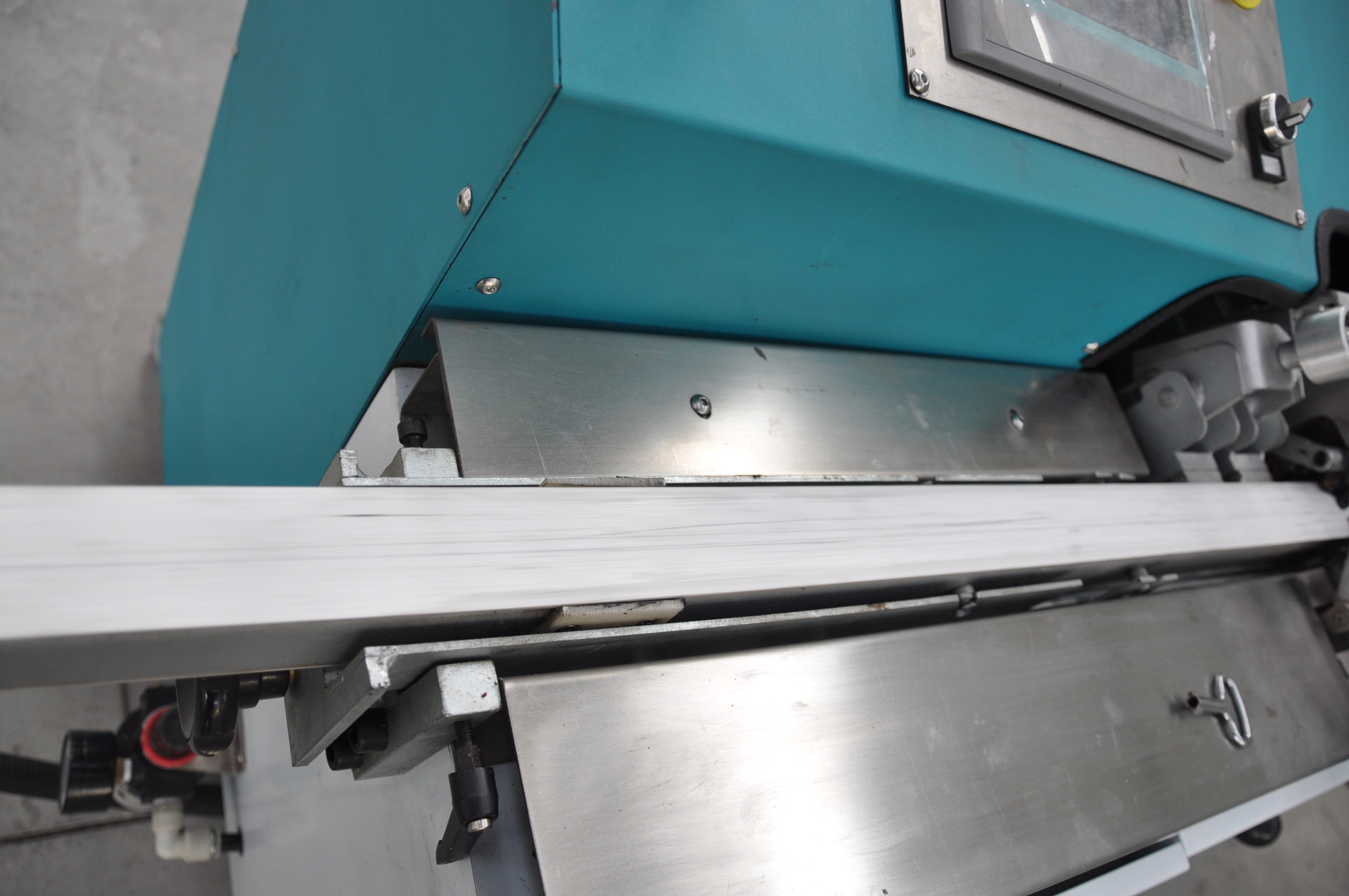 Insulated Glass Butyl Extruder Coating Machine Aluminum Partition Film Coating Machine