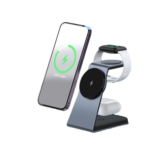 ที่ชาร์จไร้สายแบบ3 in 1ทำจากอะลูมิเนียม15W สำหรับ <span class=keywords><strong>iPhone</strong></span> 15 14 <span class=keywords><strong>13</strong></span> 12 Airpods <span class=keywords><strong>Apple</strong></span> <span class=keywords><strong>Watch</strong></span> - Product Image 1