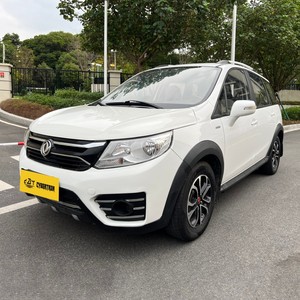 Voitures d'<span class=keywords><strong>occasion</strong></span> pas chères Dongfeng Forthing Joyear X3 <span class=keywords><strong>2016</strong></span> 1.5L Confort Vente en gros directe SUV 5 places Essence Véhicules d'<span class=keywords><strong>occasion</strong></span> - Product Image 1