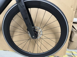 Vélo de route en <span class=keywords><strong>fibre</strong></span> de carbone R10pro 700C, 22 vitesses, frein à disque hydraulique, roues en carbone de 50 mm, 9,2 kg, aérodynamique, course - Product Image 2