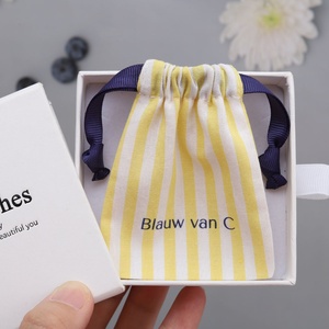 กระเป๋าสกินแคร์ผ้าฝ้ายลายตารางหมากรุกหรูกระเป๋าเครื่องสำอางน้ำหอมชุดของขวัญถุงผ้ามัสลินกันฝุ่น - Product Image 4