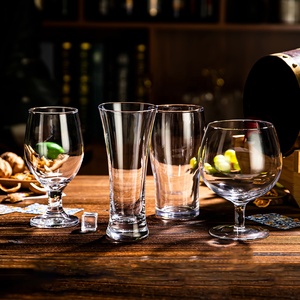 Kit de verres à bière assortis de 4 pièces d'artisanat professionnel <span class=keywords><strong>IPA</strong></span> ensemble de tasses en verre de dégustation de bière - Product Image 3