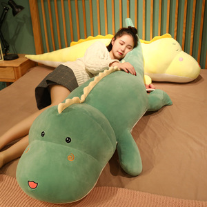 Coussin géant en peluche <span class=keywords><strong>dinosaure</strong></span>, oreiller de repos avec visage brodé et rembourrage suffisant pour la sieste au bureau et la détente à la maison - Product Image 2