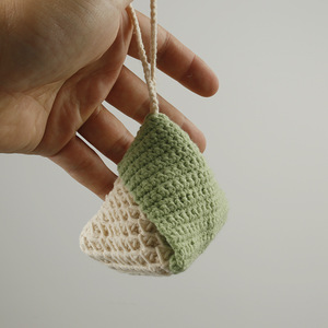 Adornos zongzi tejidos a mano, <span class=keywords><strong>monederos</strong></span> <span class=keywords><strong>de</strong></span> lana hechos a crochet <span class=keywords><strong>para</strong></span> el Festival del Barco Dragón, se pueden usar como bolsitas portátiles. - Product Image 1