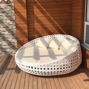 Mobilier moderne pour l'extérieur lit en rotin imperméable et résistant au soleil chaise en forme de cocon pour piscine hôtel <span class=keywords><strong>balcon</strong></span> chaises longues - Product Image 1