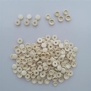 100 piezas Beige 4,1mm tapa de tornillo con bisagras producto de plástico para decoración de muebles de hogar de coche - Product Image 6