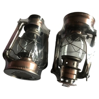Lampe à huile vintage portable en métal multicolore pour le camping, style rétro, lanterne à kérosène antique en fer pour la décoration intérieure
