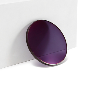 แว่นตาเปลี่ยนสีอัตโนมัติแบบมองเดี่ยวพร้อมเลนส์ใส 1.56 จากประเทศจีน - Product Image 1