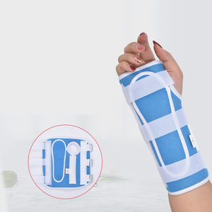 Soporte de Muñeca con Férula de Tela Transpirable, Talla SML, para Protección de Lesiones en la Muñeca - Product Image 1