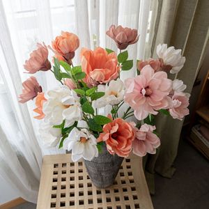 Bouquet de fleurs artificielles CallaFloral en magnolia blanc, rose, orange, rose clair, réutilisable, décoration pour la maison et les mariages - Product Image 1
