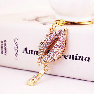 Llavero Abrebotellas Creativo de Aleación de Zinc con Colgante de Moda Europeo-Americano en Forma de Corazón con Diamantes de Imitación, Idea de Regalo - Product Image 6