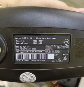 Analyseur de gaz de combustion Testo 330-2 LL avec capteurs longue durée O2 CO, mesure compensée, efficacité de combustion certifiée - Product Image 1