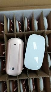 Souris sans fil Magic Mouse 2 A1657, étanche, suivi optique, rétroéclairage RGB sept couleurs, rechargeable, récepteur USB et câble Type-C en stock - Product Image 2