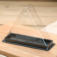 Vente en gros Boîte de boulangerie jetable en plastique transparent Petite boîte d'emballage pour gâteau Contenants à dessert Boîte à gâteau triangulaire