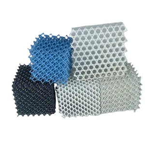 Cubes personnalisés en TPU90A imprimés en 3D, impression 3D en TPU utilisé dans l'industrie de la chaussure/casque de sport/coussin de siège de course par SLS 3D Printing