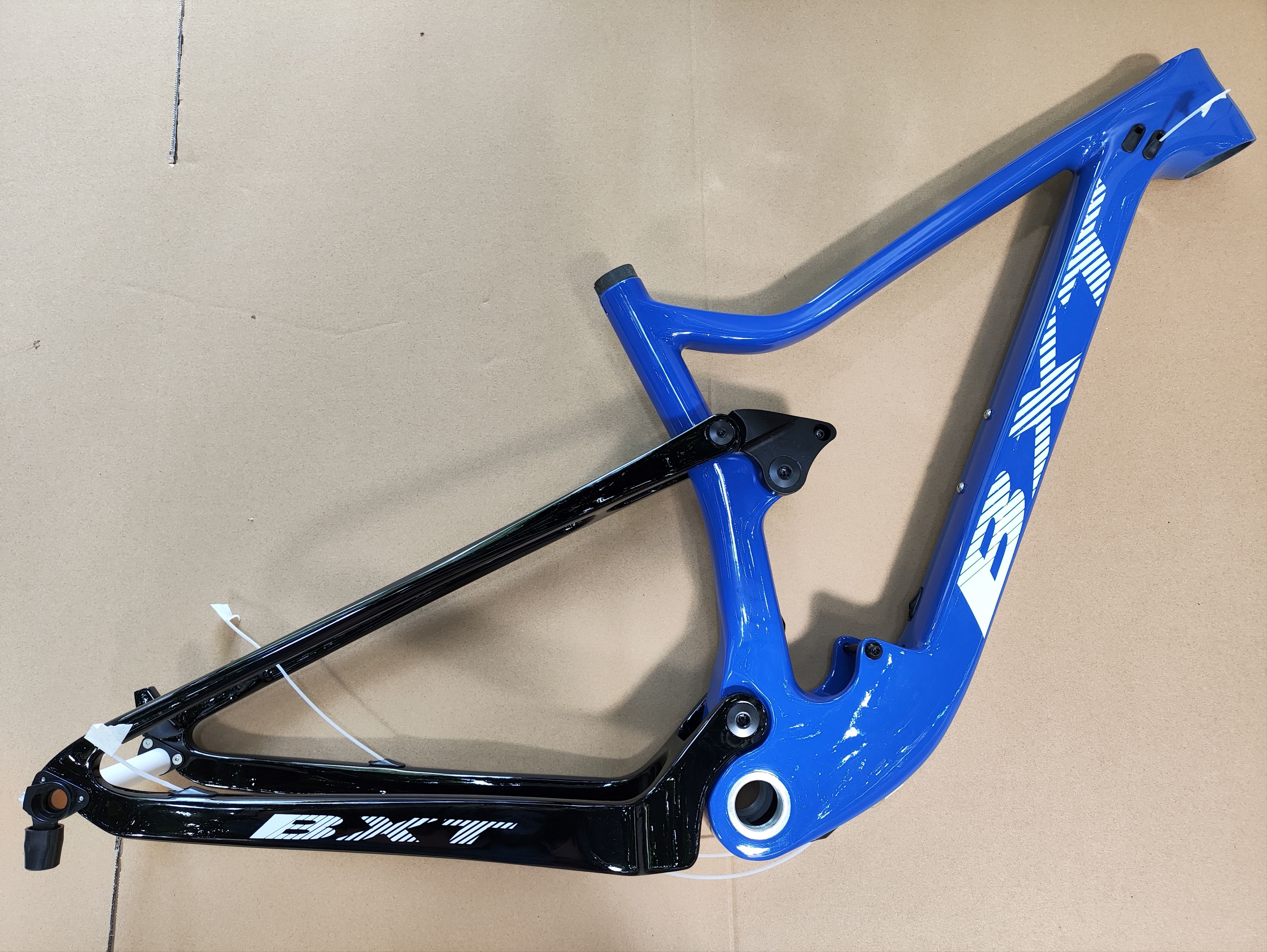 超軽量フルサスカーボンフレームパーツ PANTHER(パンサー) マウンテンバイク MTB フルカーボン フレーム