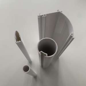 Accessoires de stores à enroulement manuels en plastique, vente en gros directe usine, raccords de rail inférieur et de rail supérieur pour tube de 38 mm - Product Image 1