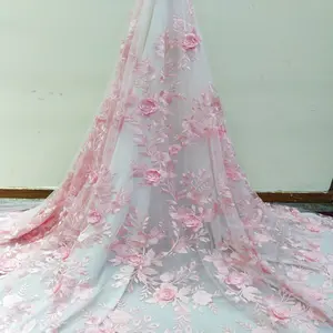 3D 三维花卉面料粉红色平绣花网布批发商绣花蕾丝面料