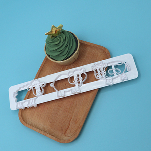 Dễ Thương Trang Trại Động Vật Cắt Khuôn Lợn Gia Súc & Cừu Phim Hoạt Hình Hình Dạng Thân Thiện Với Môi Nhựa <span class=keywords><strong>Cookie</strong></span> Máy Cắt Tùy Chỉnh Baking Công Cụ - Product Image 1