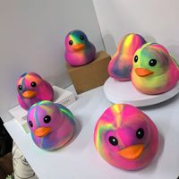 Jouet Squishy Réaliste FFE-131 Ultra-doux en Autres Matériaux, aux Formes Fraise, Raisin, Carotte, de la Marque Tang, Bestseller Transfrontalier