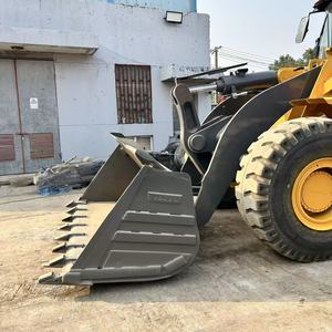 Chargeuse sur pneus d'occasion VOLVO L150E L180F, propre et <span class=keywords><strong>test</strong></span>ée |   Prix compétitif |   Livraison rapide |   Contactez-nous dès maintenant - Product Image 3