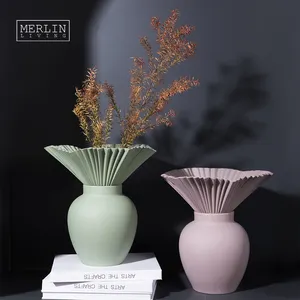 梅林现代优雅花朵形状花瓶瓷器圆形哑光垂直条纹地板陶瓷装饰品家居装饰北欧花瓶