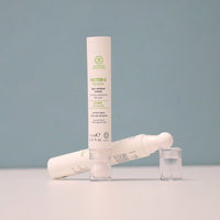 Vente en gros de tubes à presser souples vides personnalisés D19mm PE contenants de cosmétiques pour crème pour les yeux et brillant à lèvres avec applicateur en céramique