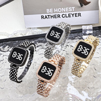 Montre Femme Carrée Simple et Fraîche 2025 en Alliage avec Diamants Incrustés, Éclairage LED Tactile, Luxe, Mode, Personnalisée
