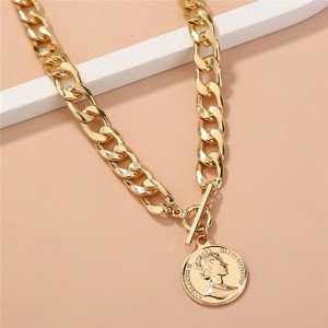 Collana Hip Hop Dorata con Catena Spessa e Ciondolo a Medaglione <span class=keywords><strong>per</strong></span> Donne e Ragazze - Product Image 2