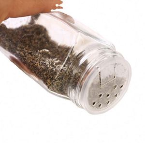 Juego de Saleros y Pimenteros Cuadrados de Vidrio de 4 oz al por Mayor con Tapas Plateadas para Almacenamiento de Especias - Product Image 3