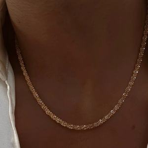 Collier chaîne torsadée en acier inoxydable plaqué or 18 carats brillant pour femme – Vente en gros - Product Image 1