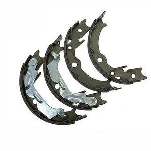 Plaquettes de frein à main Chevrolet Daewoo 96496764, garnitures de frein en céramique pour Traveler 2003-2013, transmission automatique - Product Image 1
