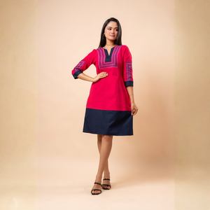 Robe courte en coton rose bonbon à deux tons, avec broderies, décontractée pour femmes - Product Image 2