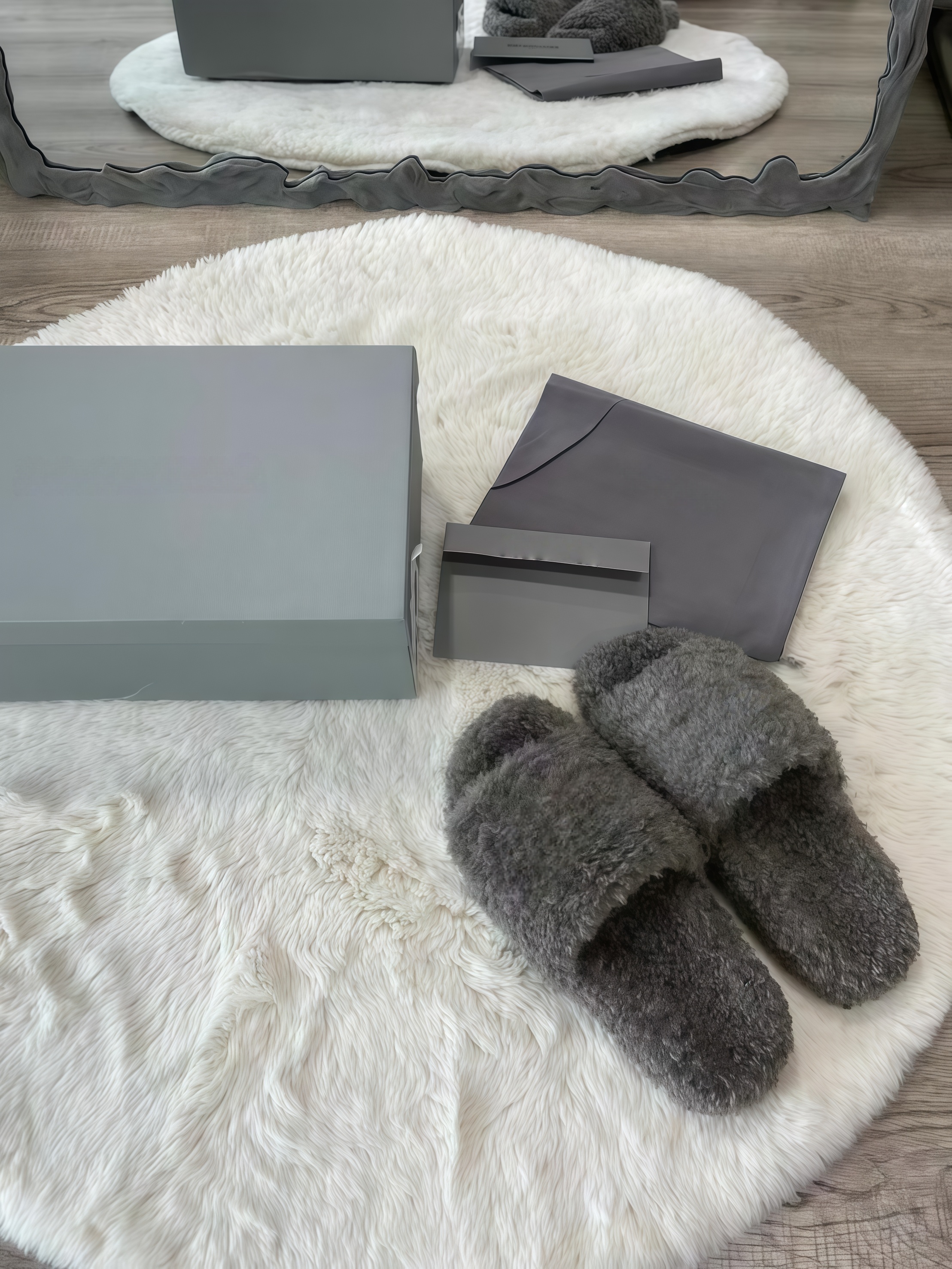 Gris