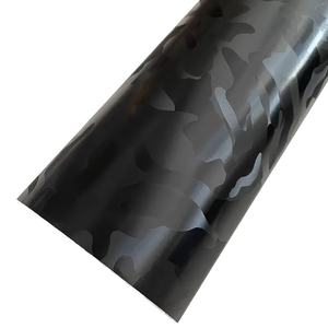Envolturas de vinilo de PVC de fábrica al por mayor fibra de carbono a prueba de UV patrón 3D <span class=keywords><strong>camuflaje</strong></span> fantasma negro envoltura de coche película de vinilo Coche - Product Image 6