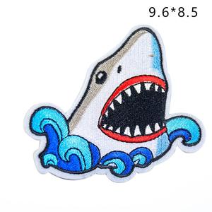 Hunting & Fishing Beach Club刺繍バッジカスタマイズ魚刺繍かわいいパッチ釣り競技用ユニフォームロゴ - Product Image 5