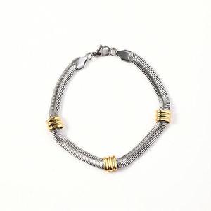 Collar de Oro Simple Sin Deslustre, Cadena de Serpiente de Acero Inoxidable, Chapado en Oro de 18K, Sin Acabado, para Mujer - Product Image 1