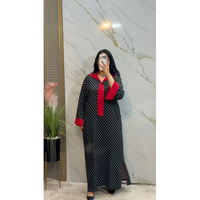 Kadın Büyük Beden Puantiyeli Abaya Uzun Kollu Bağlamalı Yaka Yerlere Kadar Uzun Tesettür Elbise Yırtmaçlı Orta Doğu Stili Günlük Giyim Dikişsiz %100
