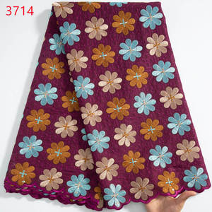 Tissu en dentelle 3D polyester de luxe africain, motif floral écologique de haute qualité, voile nigérian avec strass pour femmes, idéal pour les fêtes - Product Image 5