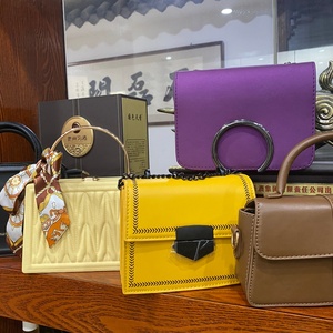 Bolsos de Hombro de Diseñadores de Moda de Alta Calidad, Embalaje Mixto, Entrega Aleatoria, Bolsos de Mano para Mujer, Bolsos Usados - Product Image 4